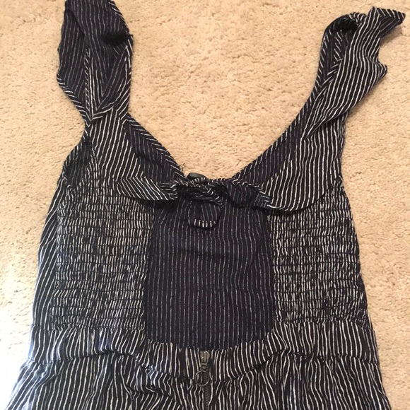 AEO Pinstriped Romper - Picture 4 of 5